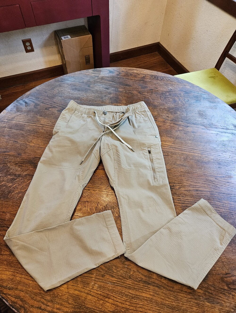 GUC Vuori Ripstop Pants Sz S